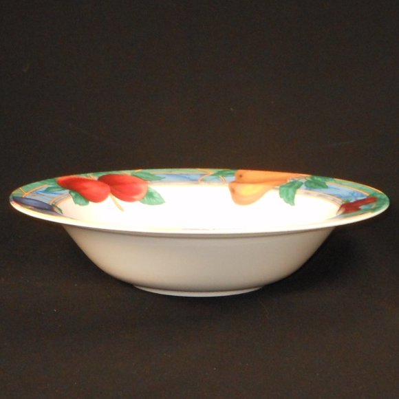 Vegetable Serving Bowl. Victoria & Beale 9024 Forbidden Fruit - Picture 2 of 6